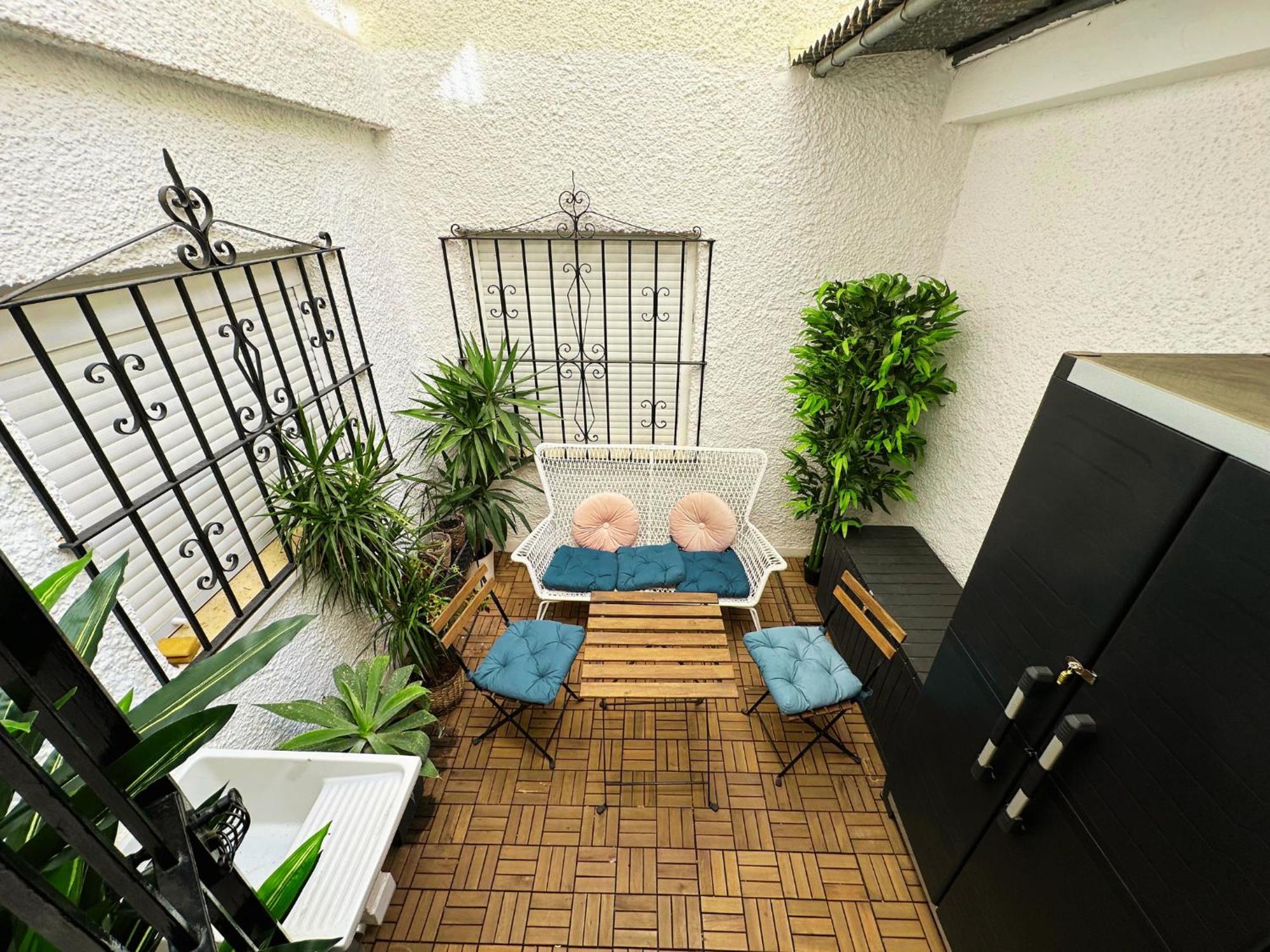 Spacious 3br Walk To & Old Town Marbella